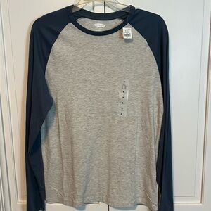 Old Navy Classic Gray and Blue Long Sleeve Tee